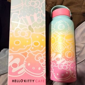 Hello Kitty Cafe Truck Items